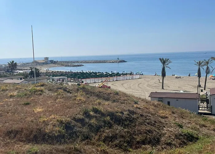 Apartamento-duplex De Lujo En Marbella, Dunas De Artola Marbella